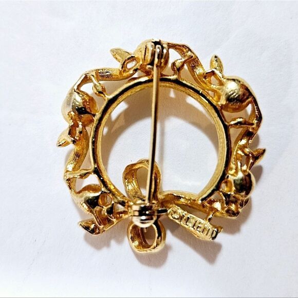 Vintage M. Jent Signed Brushed Gold Faux Pearl Bow Circular Wreath Brooch Pin - Picture 6 of 10